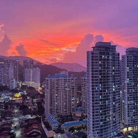 Landmark Million Dollar King Suite #Netflix#500Mbps Wifi#Atari Tanjung Tokong Exterior photo